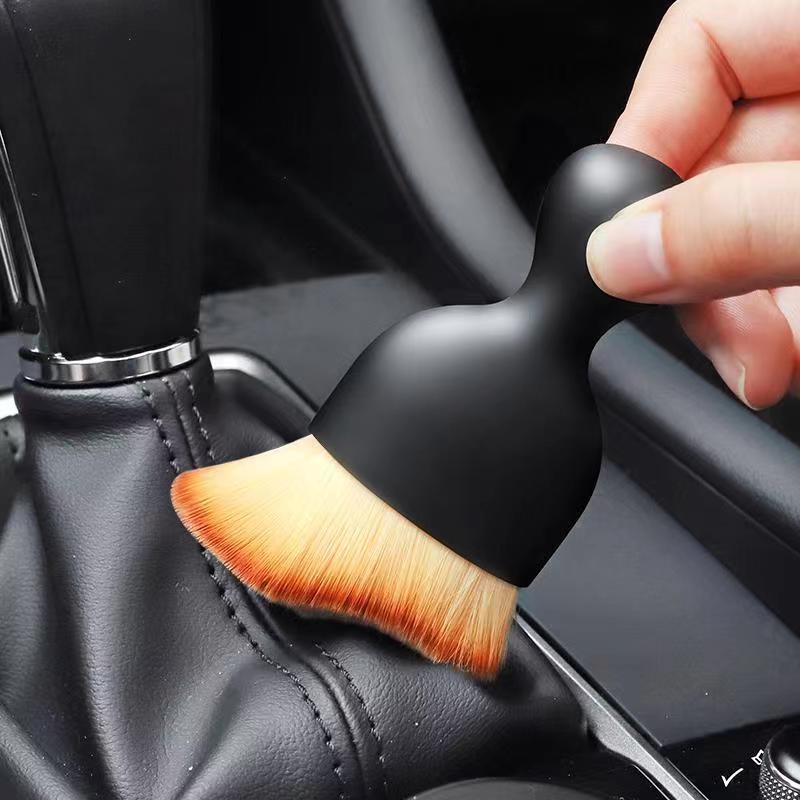 Curved Foundation Brush and Contour Makeup Brush Set